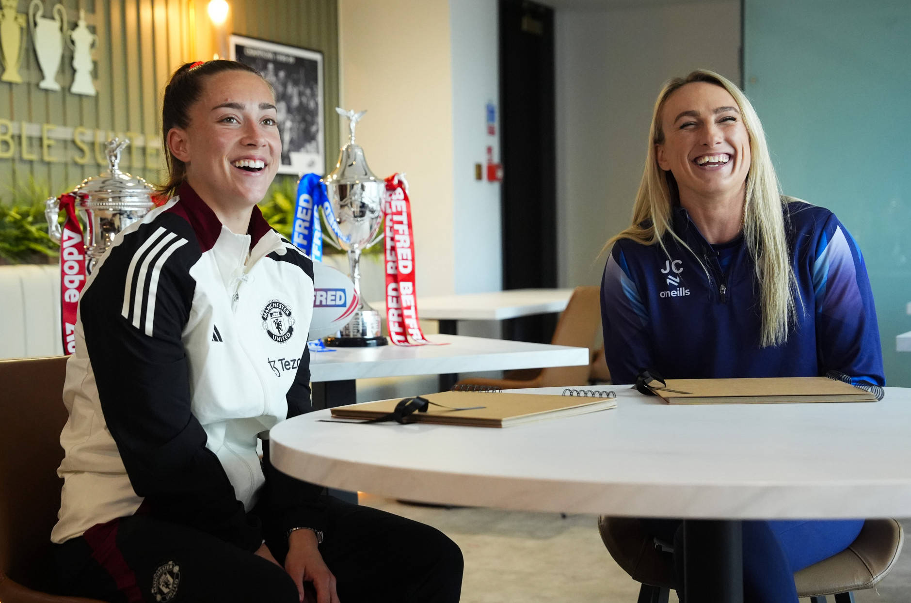 St Helens' Jodie Cunningham and Manchester United's Maya Le Tissier | Life in Books
